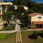 Villa Pantheon *